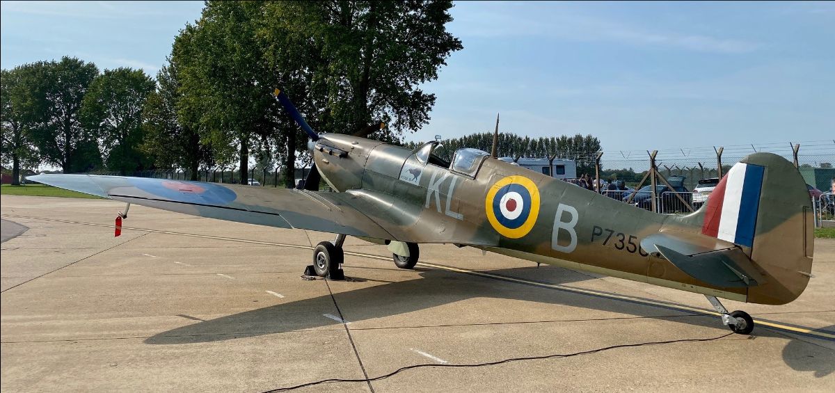 Battle of Britain Spitfire P7350