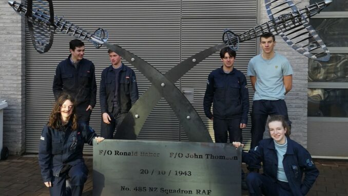 Some of the students responsible for the memorial. Back row (from left) Victor Pysson, Lennert Verhelst, Wout Vandeghinste and Bjorn Willems. In front are Alanis Seys and Laurien Snaet. Absent is Noah Cneut. [Photo via Lieven Vandecaveye]