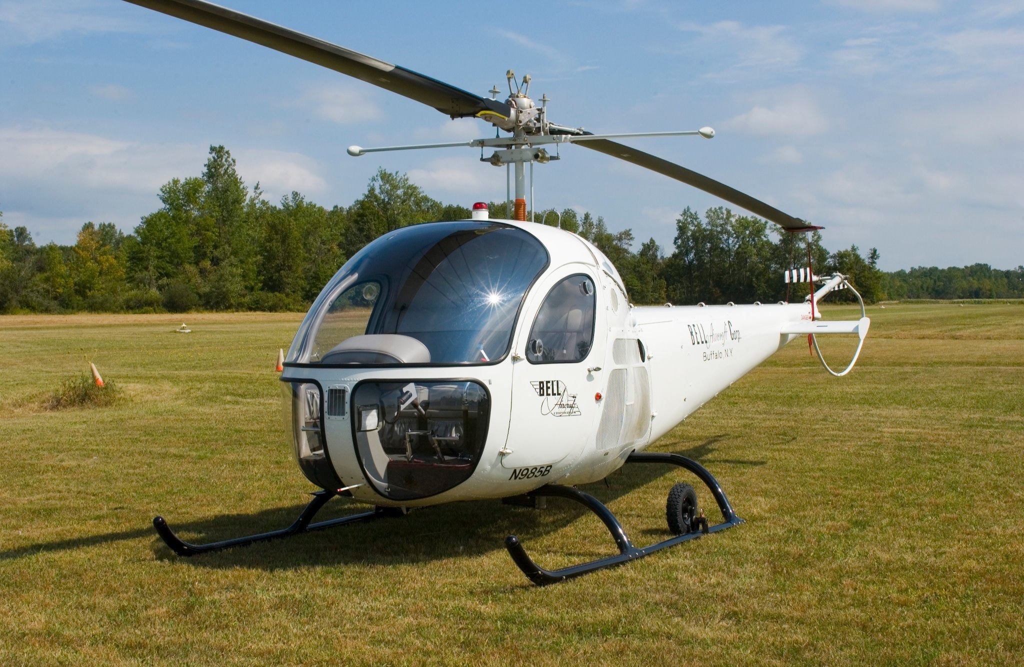 Bell Helicopter フライトジャケット The Bell 47H-1 “Bellairus”: A Rare Pioneer Restored by Passion