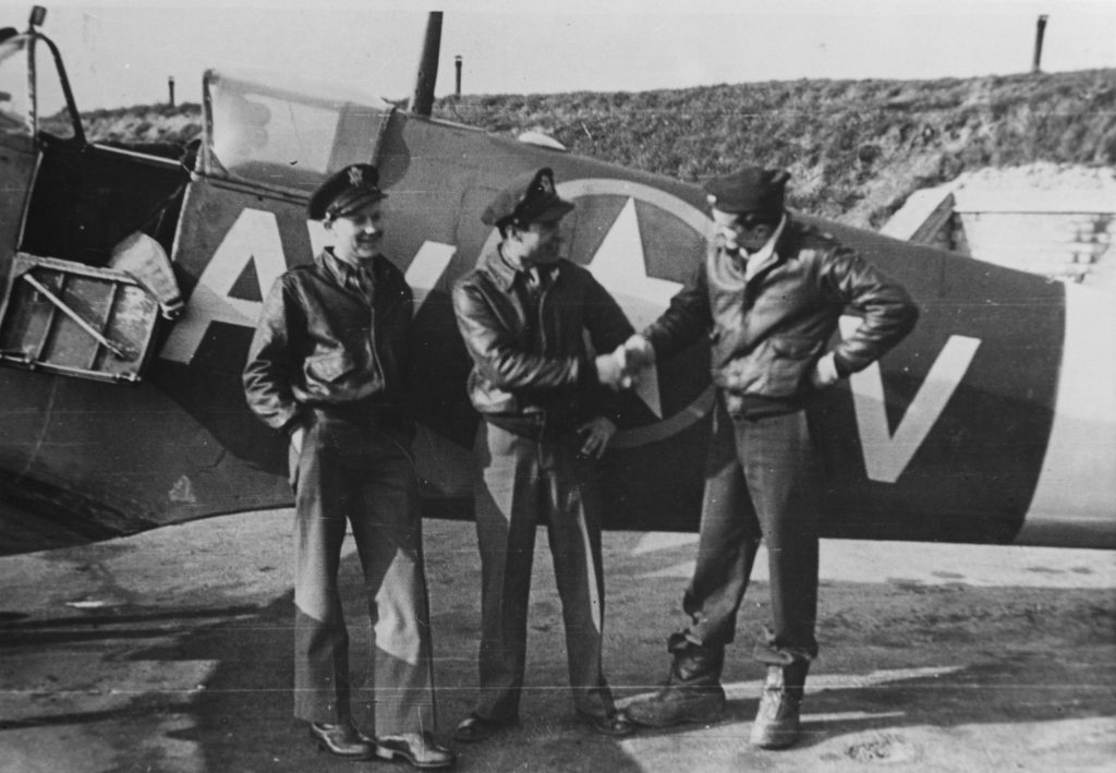 Don Blakeslee's War: How America's Fighting-est Fighter Pilot Shaped the Legendary Fourth Fighter Group 13 Blakeslee 8 Spitfire