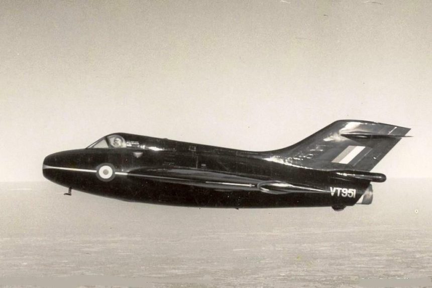Boulton Paul P.120 in black
