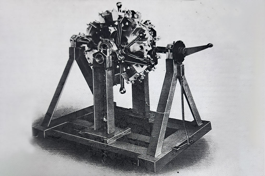 Bristol Hercules assembly stand needed for engine rebuild. Please contact us if you have plans or know of one available