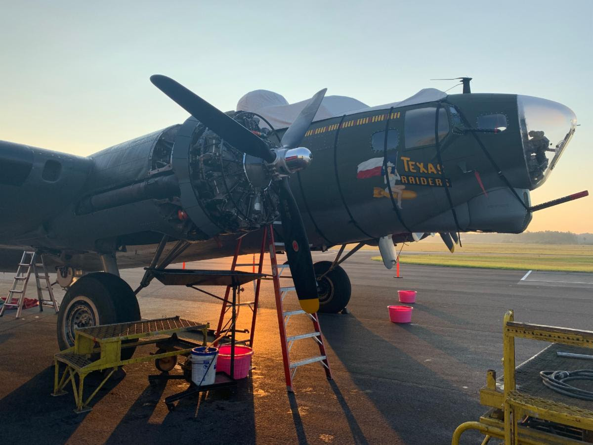 CAF Gulf Coast Wing B 17 Engine