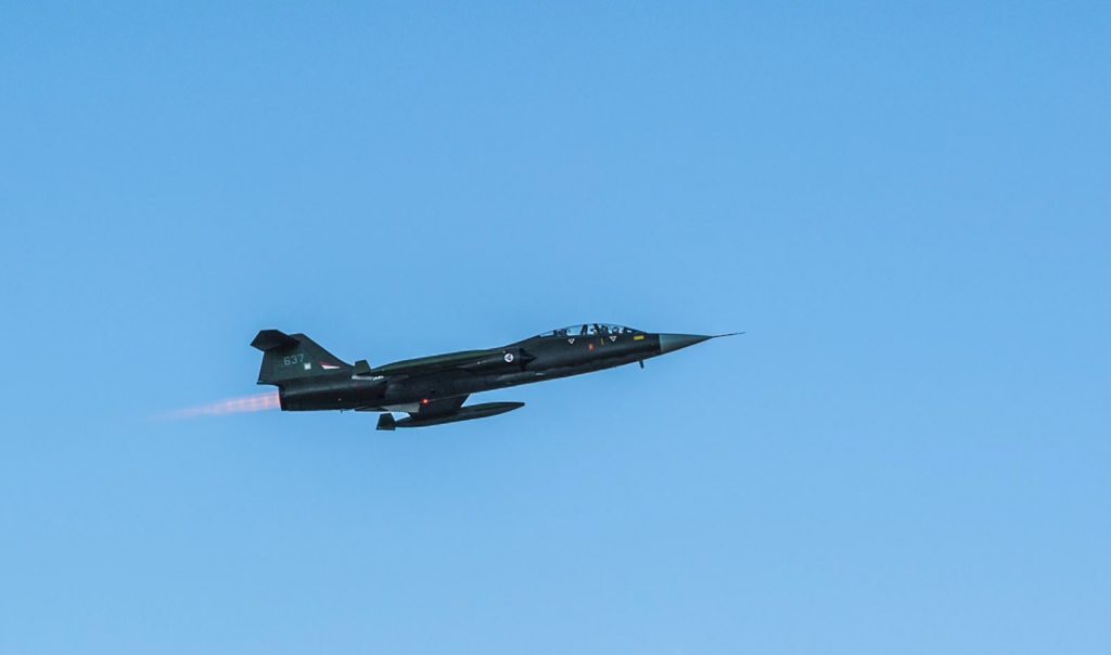 Norwegian Starfighter Marks Return-to-Flight Anniversary with 140-Knot Afterburner Run 14 CF 104D Starfighter 637 LN STF