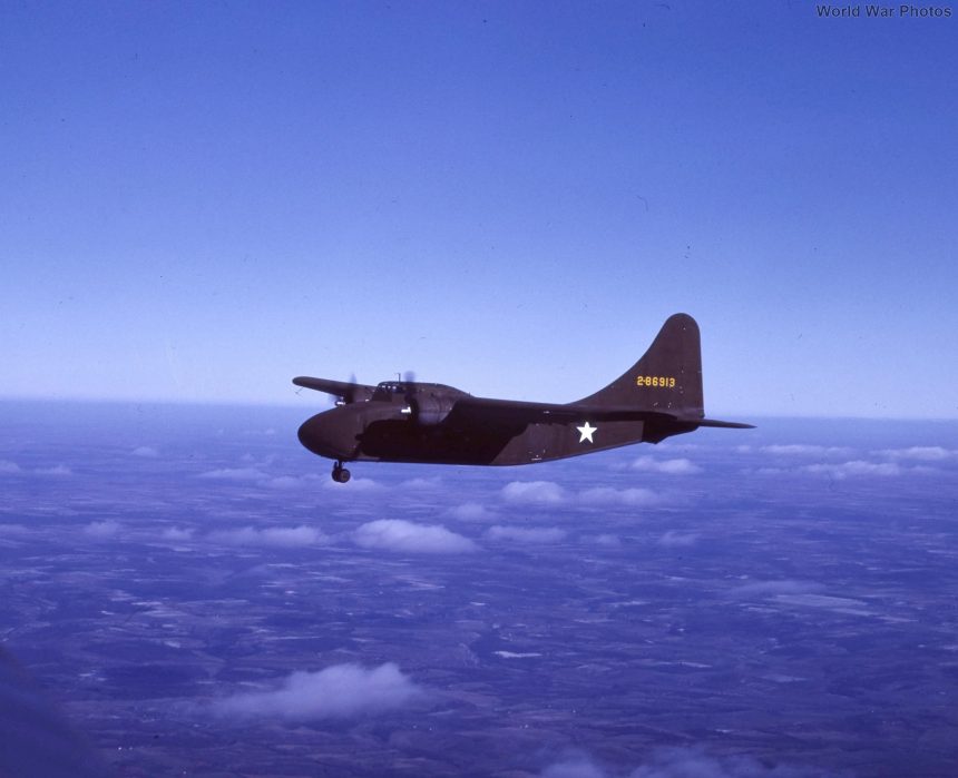 Curtiss Wright C 76 Caravan 4