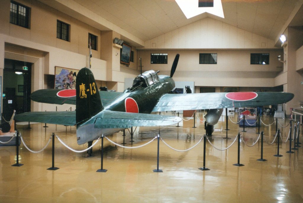 An intimate date with Judy in Tokyo; the Yushukan’s Yokosuka D4Y2 Suisei 28 D4Y2 initial appearance