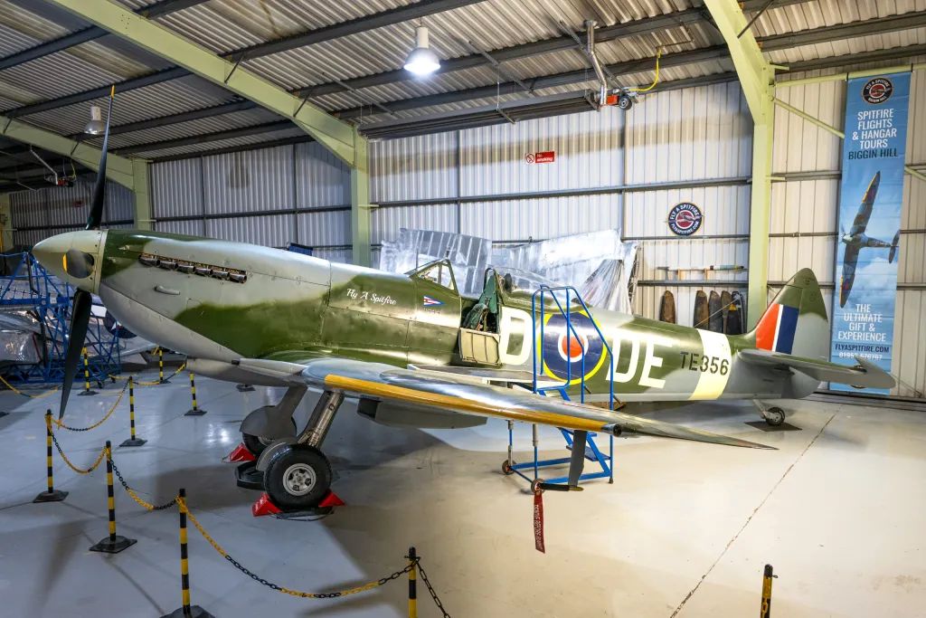 Randy's Warbird Profiles: Supermarine Spitfire LF Mk. XVIe s/n TE356 28 DSC 5176 scaled 1