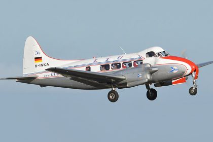 De Havilland DH104 Dove 8 ‘D INKA cropped