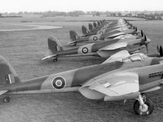 De Havilland Mosquito IV ExCC 678x381 1
