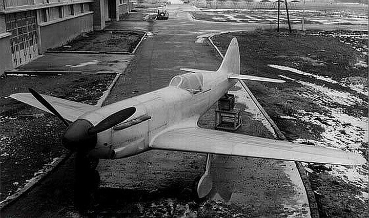 Dewoitine D.551