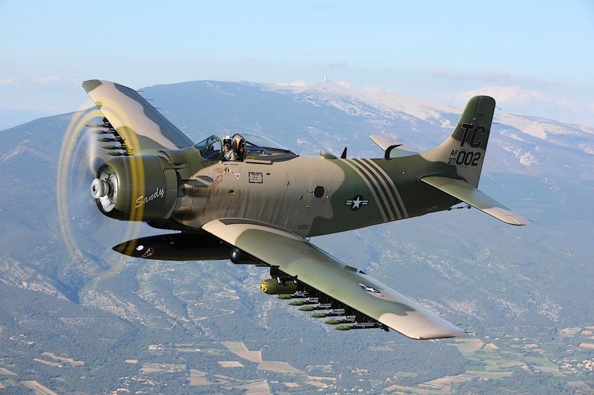 Douglas AD 4 Skyraider F AZHK boschungglobal 3