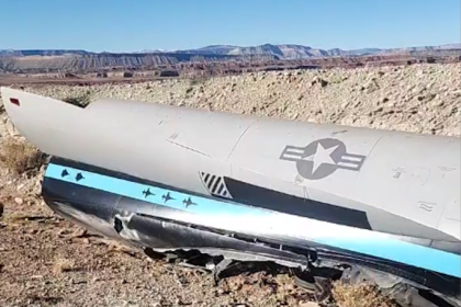 DreamBig Entertainment FA 18 Cockpit