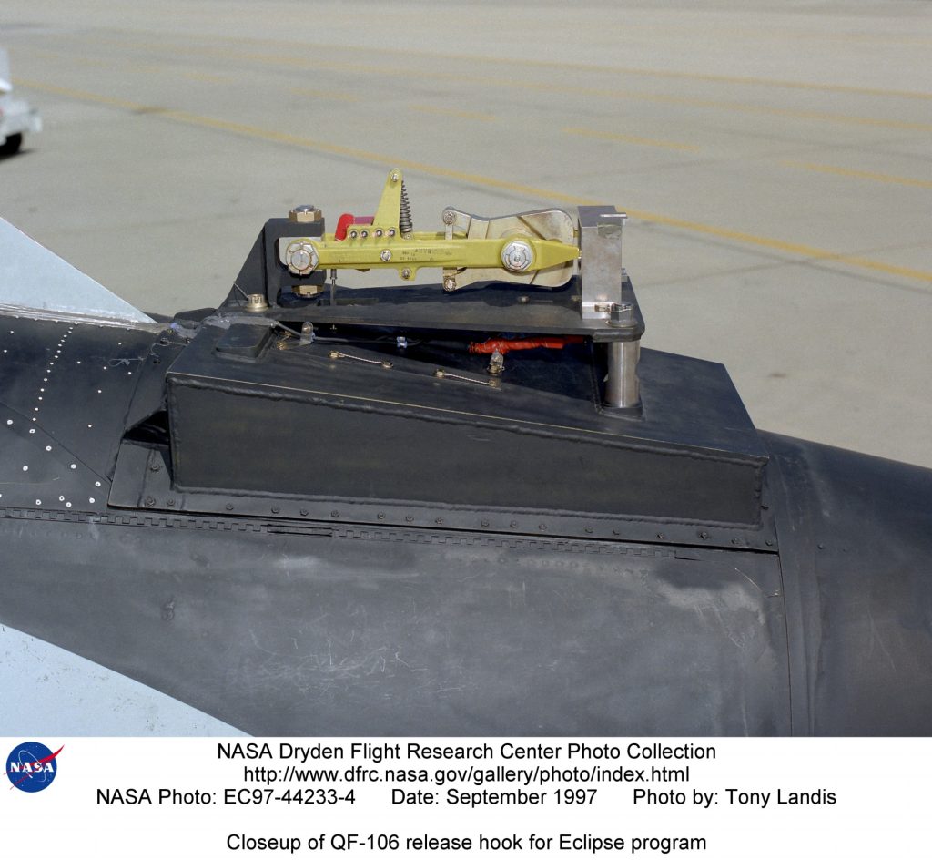 Flight Test Files: C-141A Starlifter - The Birth of the Jet Age Cargo Giant 18 EC97 44233 4