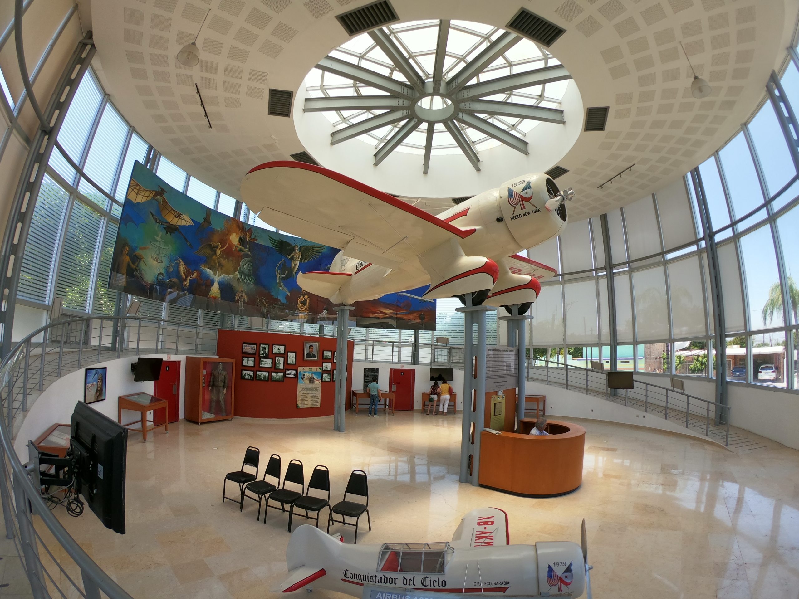 Mid America Flight Museum's Gee Bee QED II Flies! 26 El conquistador del cielo scaled