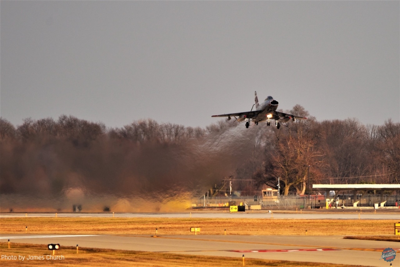 F 100F Super Sabre N2011V Photo James Church 10