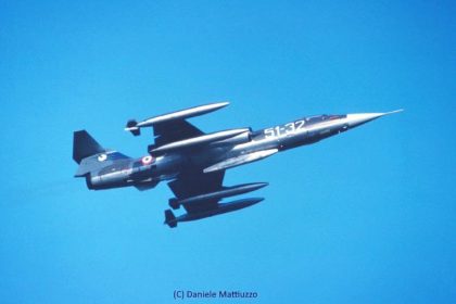 F 104S MM6837 51 32 n