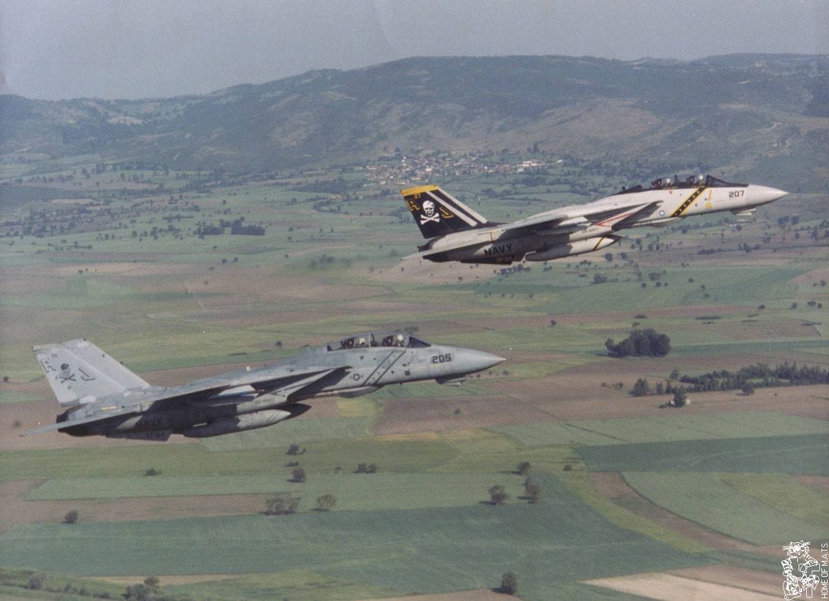 Starfighter versus Tomcat: How the Italian F-104 Outmatched the U.S. Navy’s F-14 Tomcat with the Yo-Yo Tactic 14 F 14A of VF 84