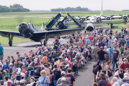 Fagen Fighters Curtiss SB2C 5 Helldiver with a total crowd estimate of 6500 7000
