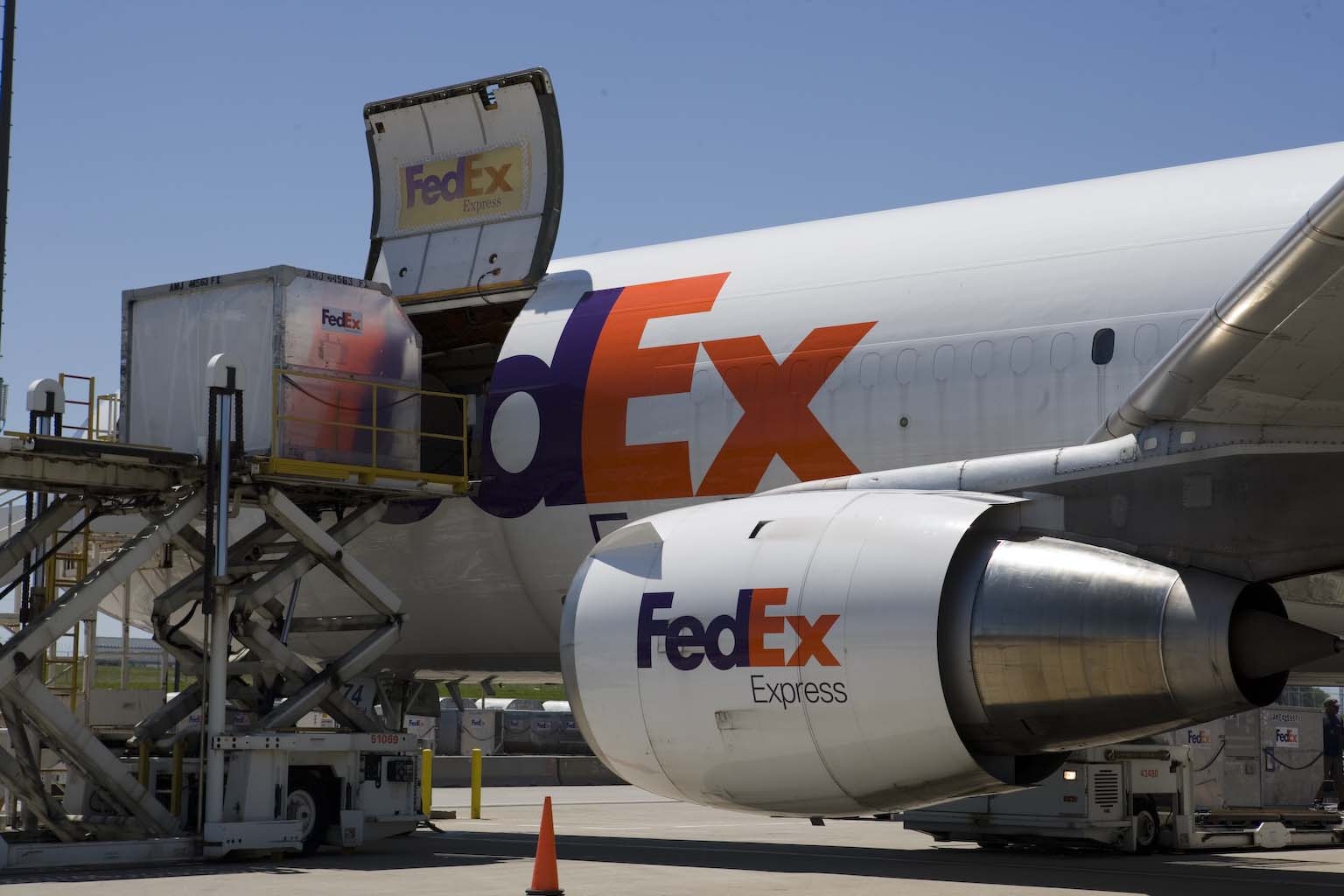 FedEx Cargo