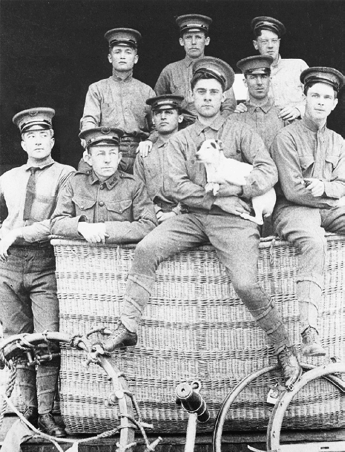 First military assigned to the Army Signal Corps ballooning program