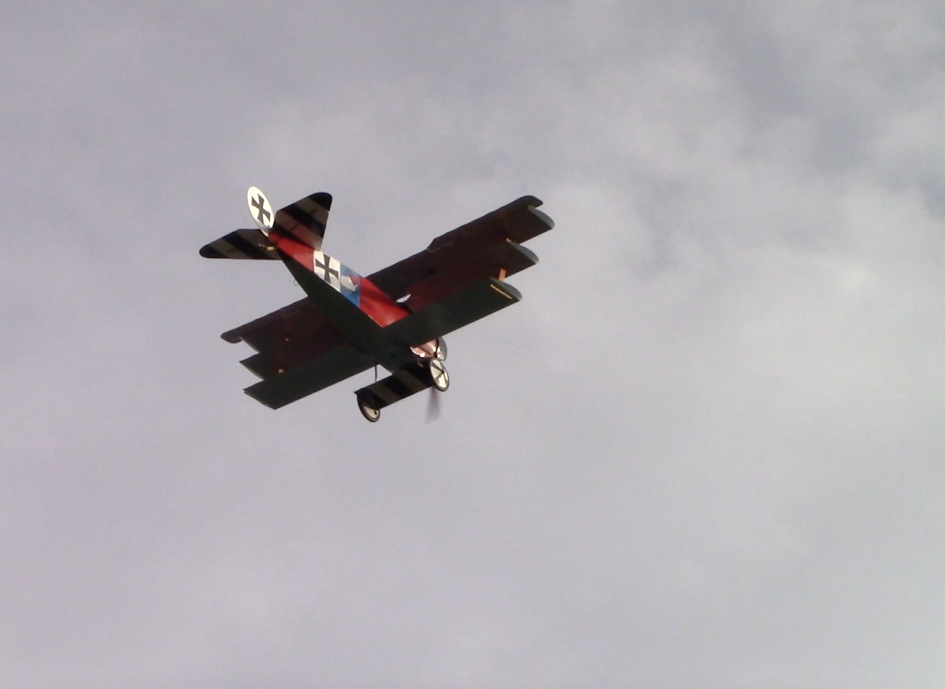 Fokker Dr.I Triplane Takes Flight Again at Old Rhinebeck Aerodrome After Restoration 3