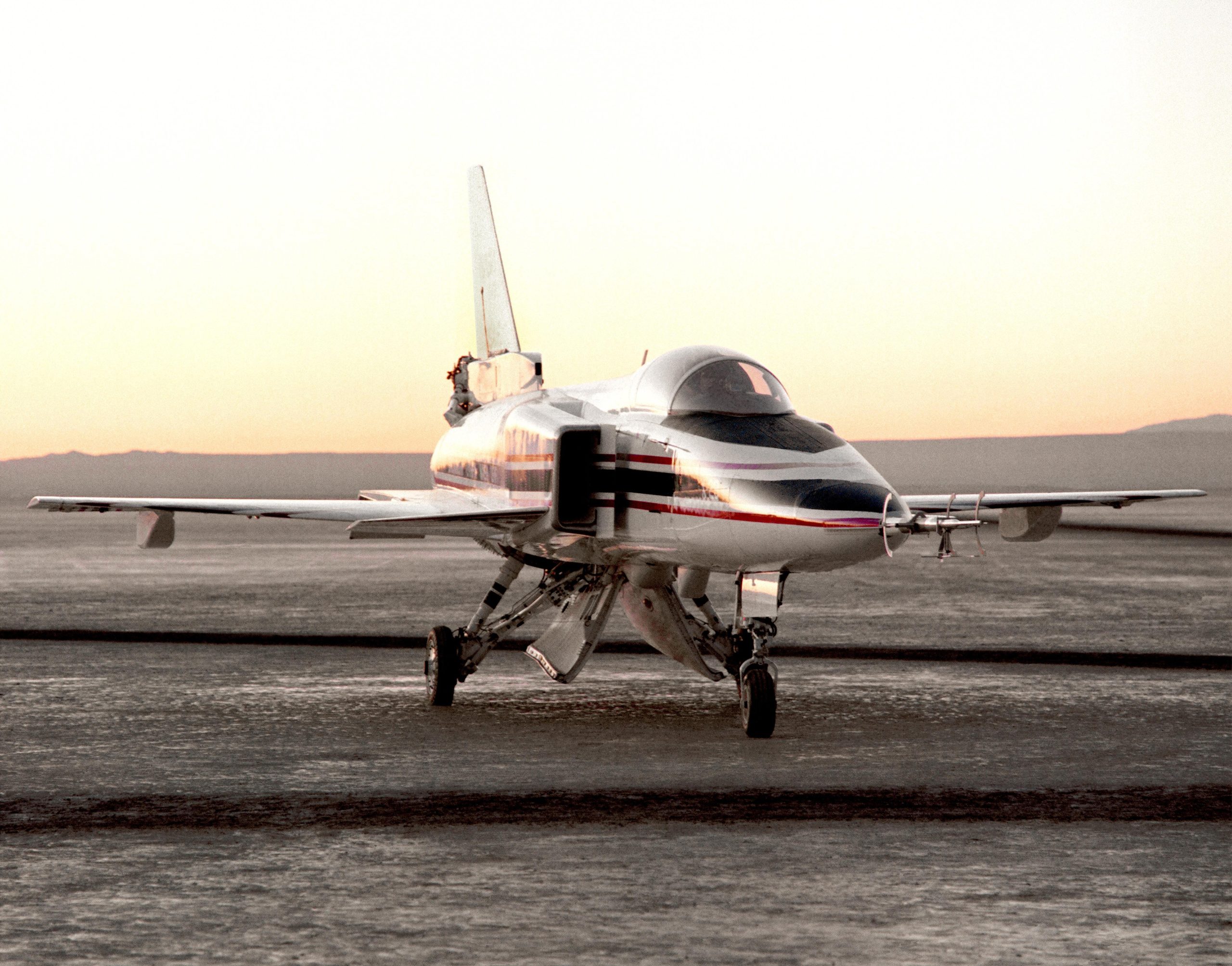 Front view of Grumman X 29 EC90 357 12 scaled