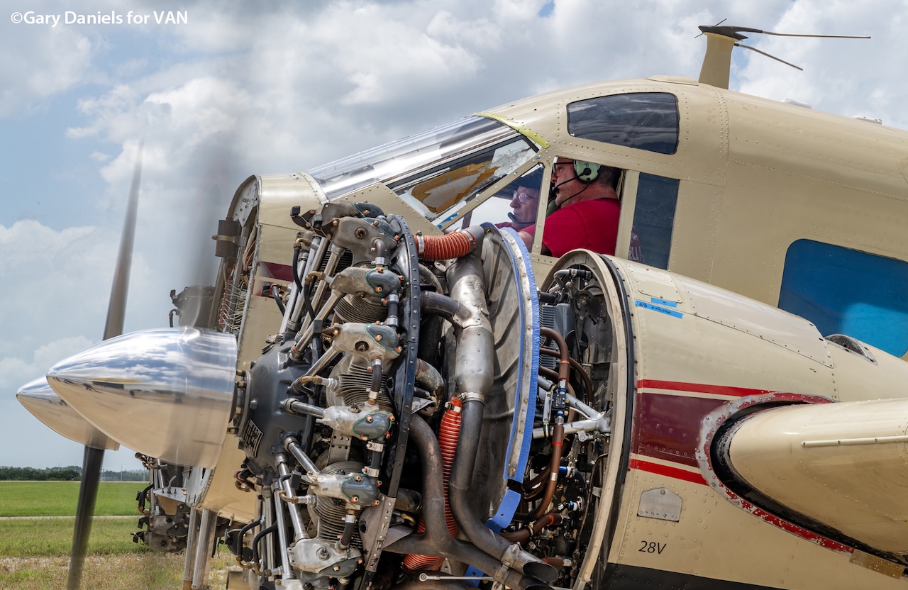 Hollywood Bomber to Arrive at AirVenture with All-Female Crew