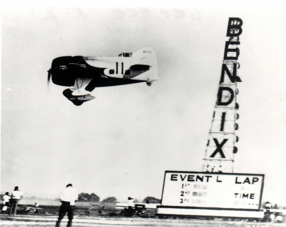 Granville Brothers Gee Bee Supersportser R 1 NR2100. NASM