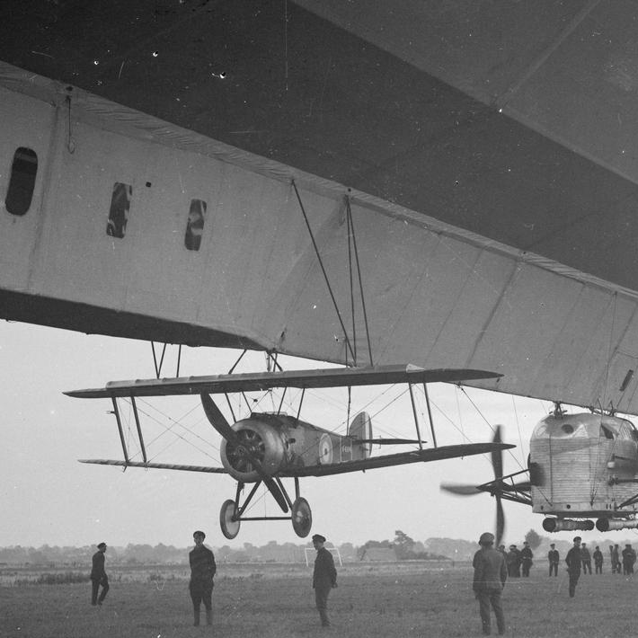 Aces of War: Leonard Rochford - The Master of the Sopwith Camel 13 HMA R 23 Airship With Camel N6814