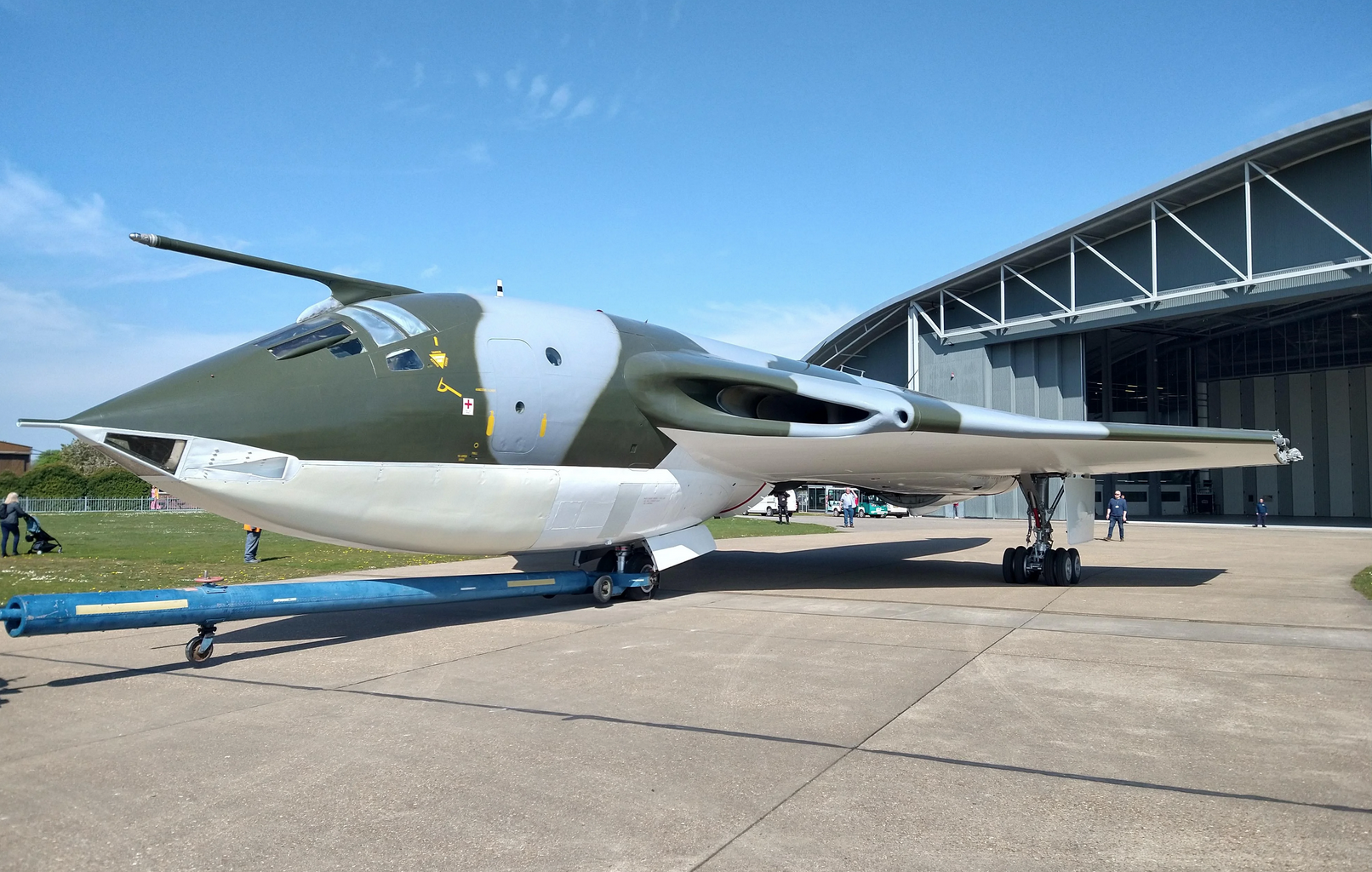 Handley Page Victor Goes on Display at The IWM