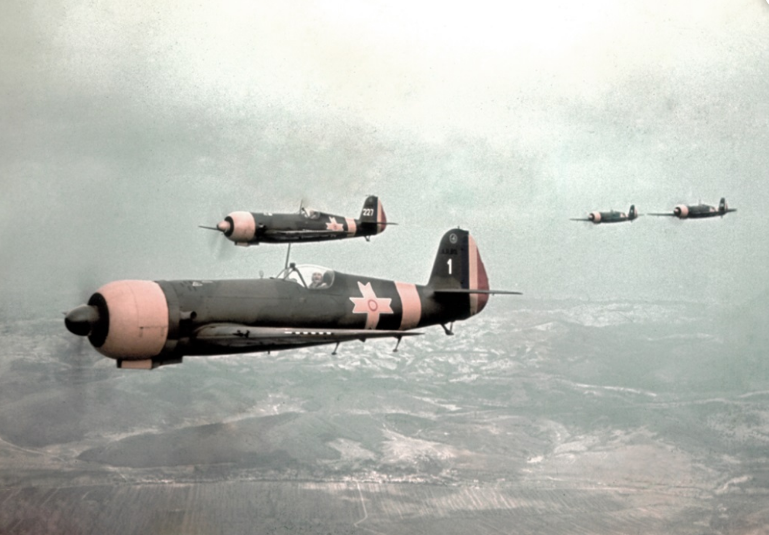 IAR 80 fighter. in color