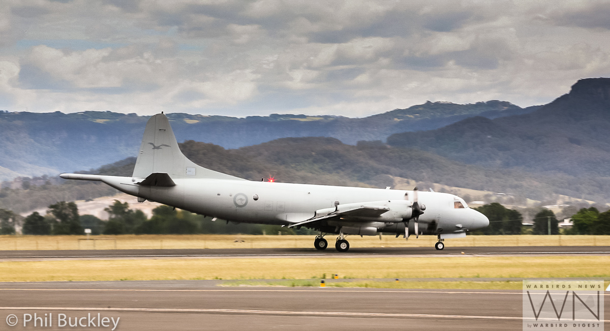 RAAF Orion A9-659 roaring down the runway. (photo by Phil Buckley)