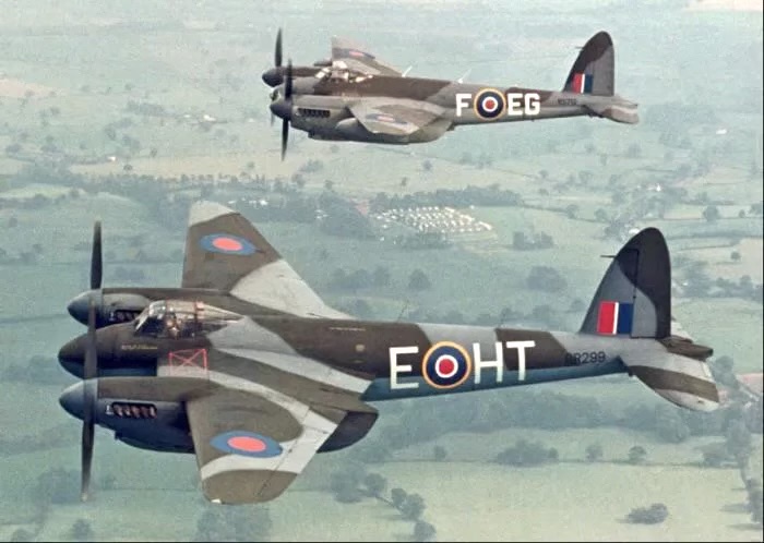 John Sadler was at the helm of RR299 for this memorable formation with his former BAe colleague George Aird in Mosquito B35 RS712