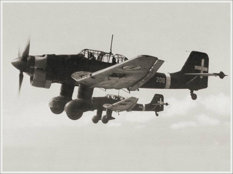 Ju.87 B 2 Stuka of the 208th Squadron temporarily integrated in the 97th Autonomous Dive Bombing Group Lecce 1941