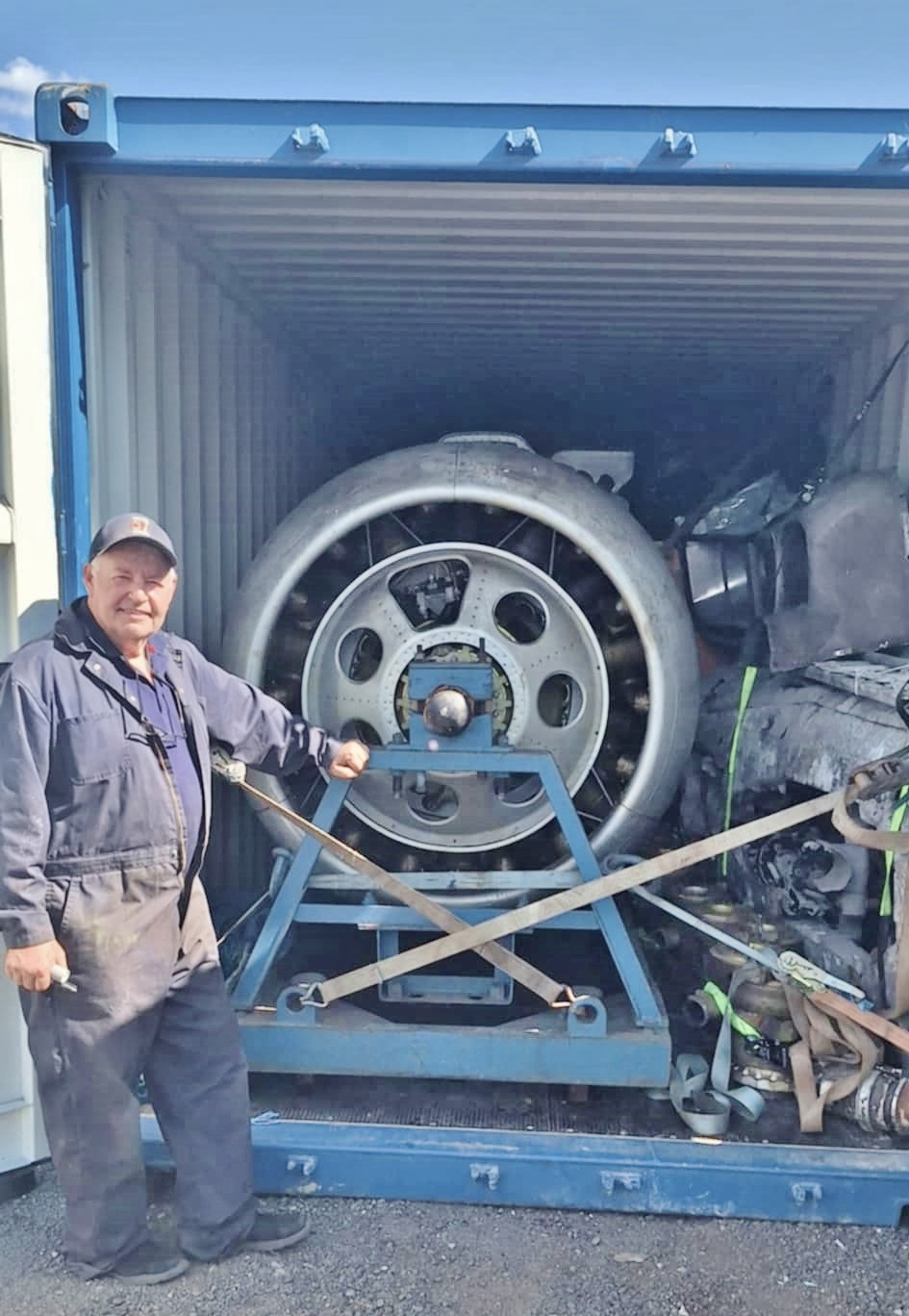 Kjarsgaard and container