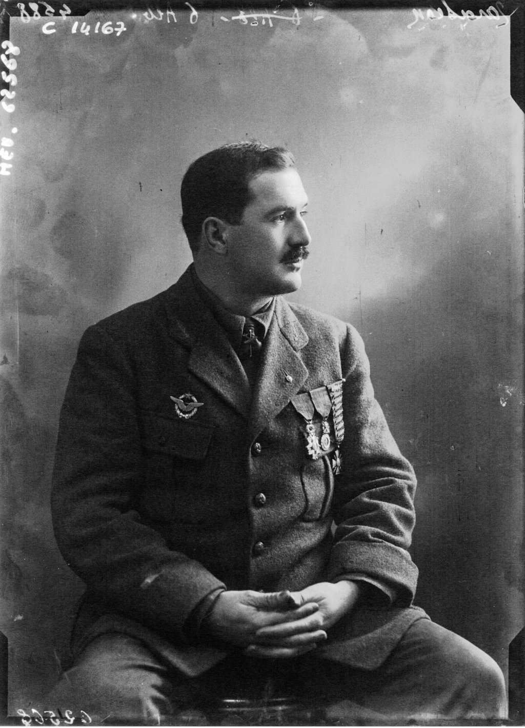 Laviateur Tarascon photographie de .Agence de btv1b90449549 e1755401043523