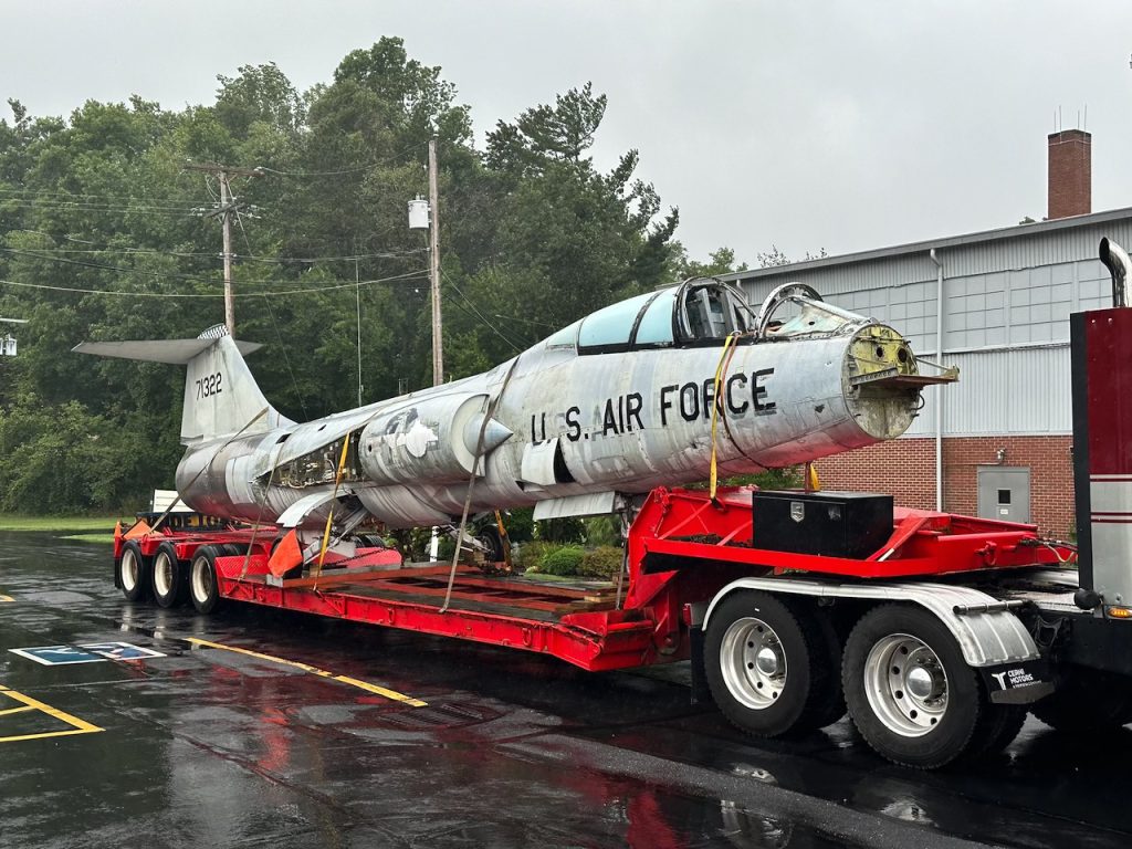Restoration Progress on F-104D Starfighter at MAPS Air Museum 13 Lockheed F 104D Starfighter serial number 57 1322 arrival