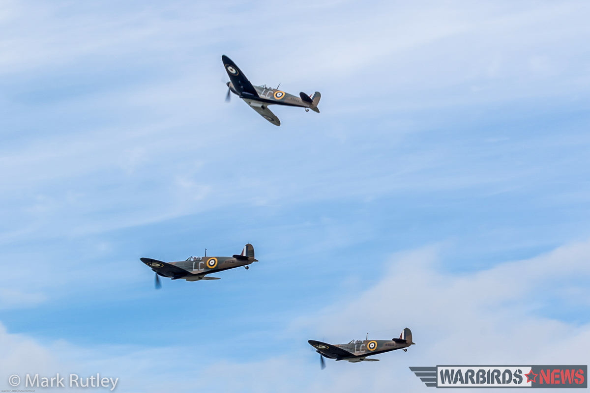 The Spitfires pealing off for landing. (photo by Mark Rutley)