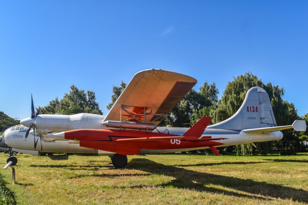 Mao’s Birthday Bomber, the Surviving Tupolev Tu-4s 16 Maos Birthday Bomber the surviving Tupolev Tu 4 WZ 5 launcher 1