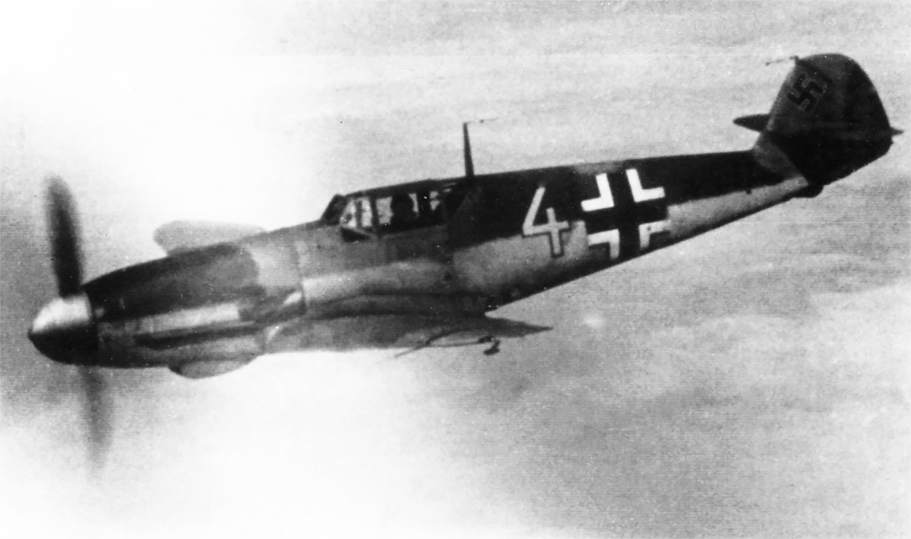 Pima Air and Space Museum Restores a Bf 109 F-4 and Builds an Me 262 14 Messerschmitt Bf 109F4 9.JG5 Yellow 4 dot over Petsamo Finland Mar 1942 01