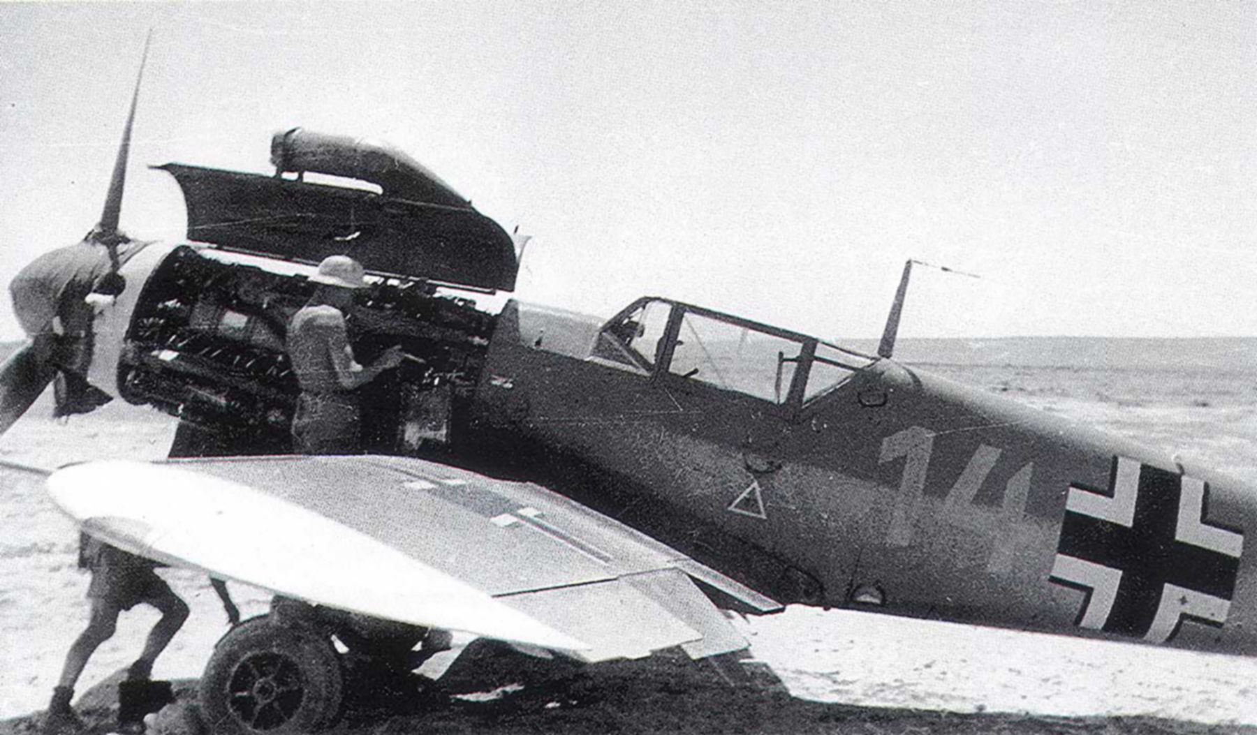 Messerschmitt Bf 109F4Trop 3.JG27 Yellow 14 Hans Joachim Marseille WNr 10137 Africa 21st June 1942 02.JG27 Yellow 14 Hans Joachim Marseille WNr 10137 Africa 21st June 1942 02