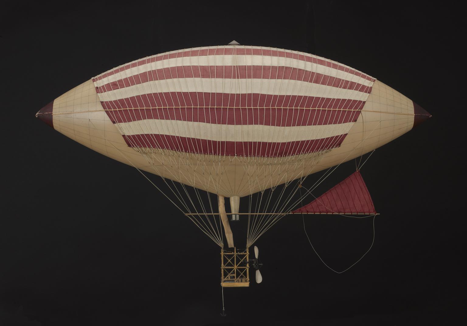 Model of the Tissandier Airship 1883 scale 1 50