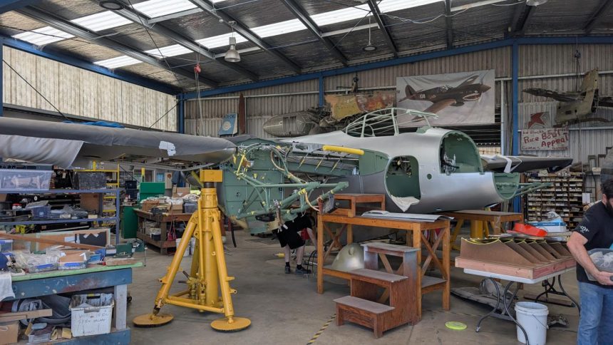 Mosquito FB MKVI TE881 NZ2345