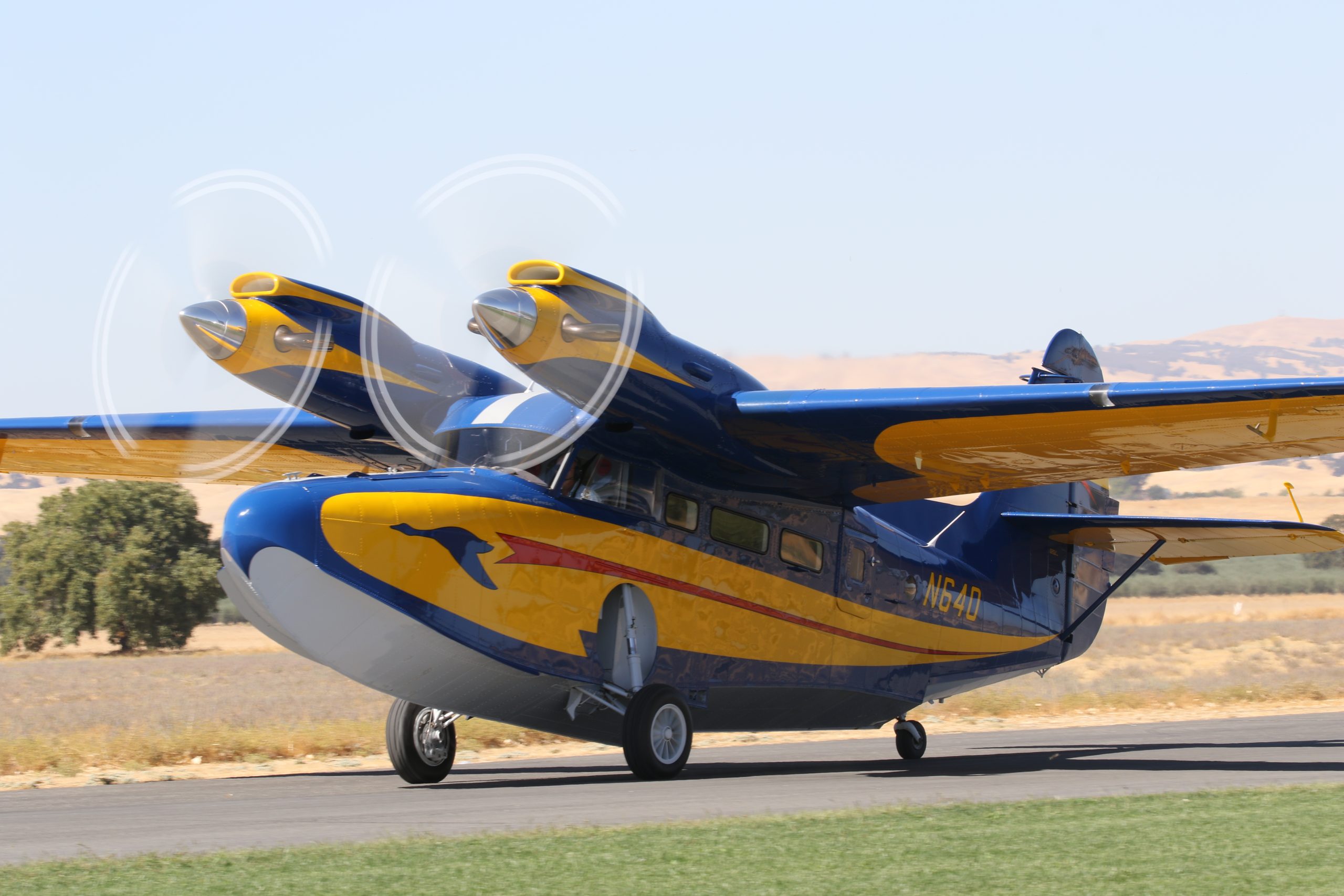 N640 Grumman G21 Goose McKinnon turbine 7D2 1207 scaled