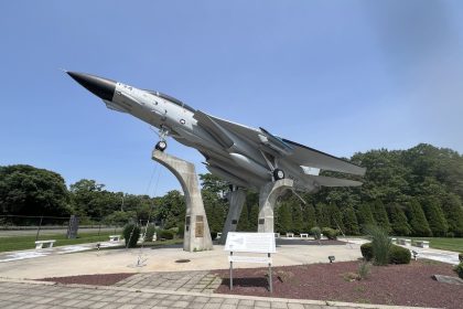 Naval Weapons Industrial Reserve Plant Calverton 0651 1