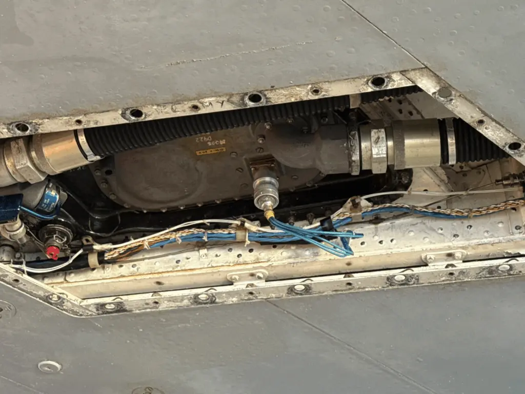 No.6 starboard fuel pump