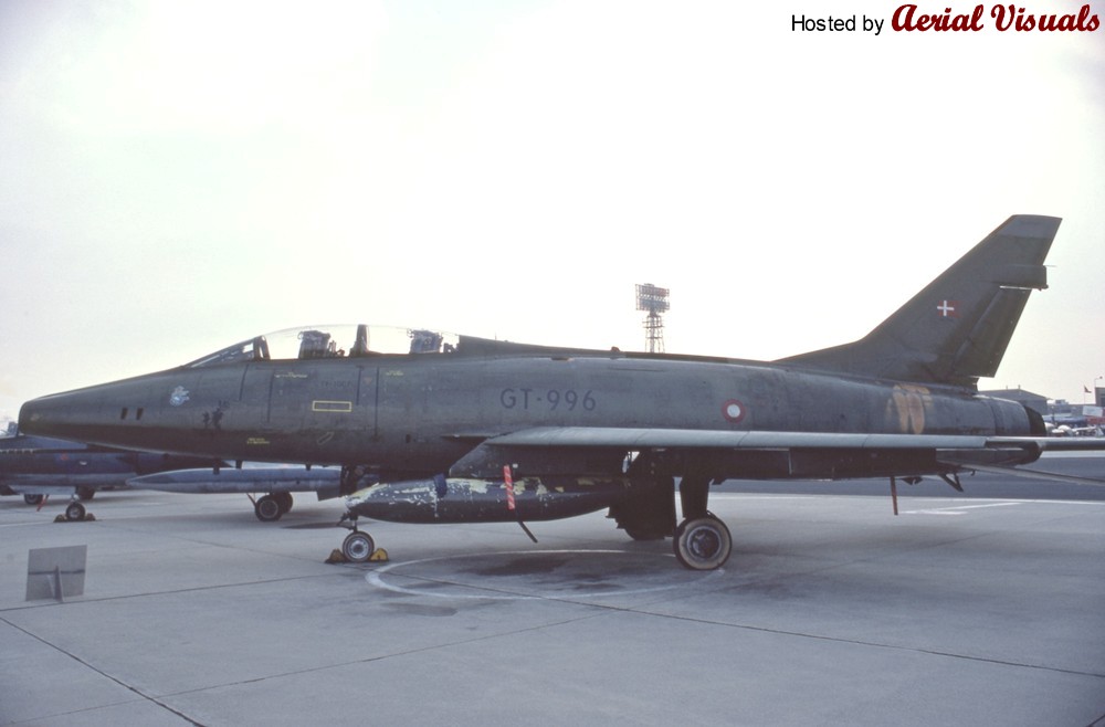 North American TF 100F Super Sabre N418FS 2
