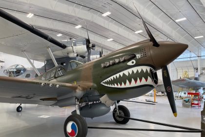 P 40N 1 Warhawk serial number 42 104730 1273