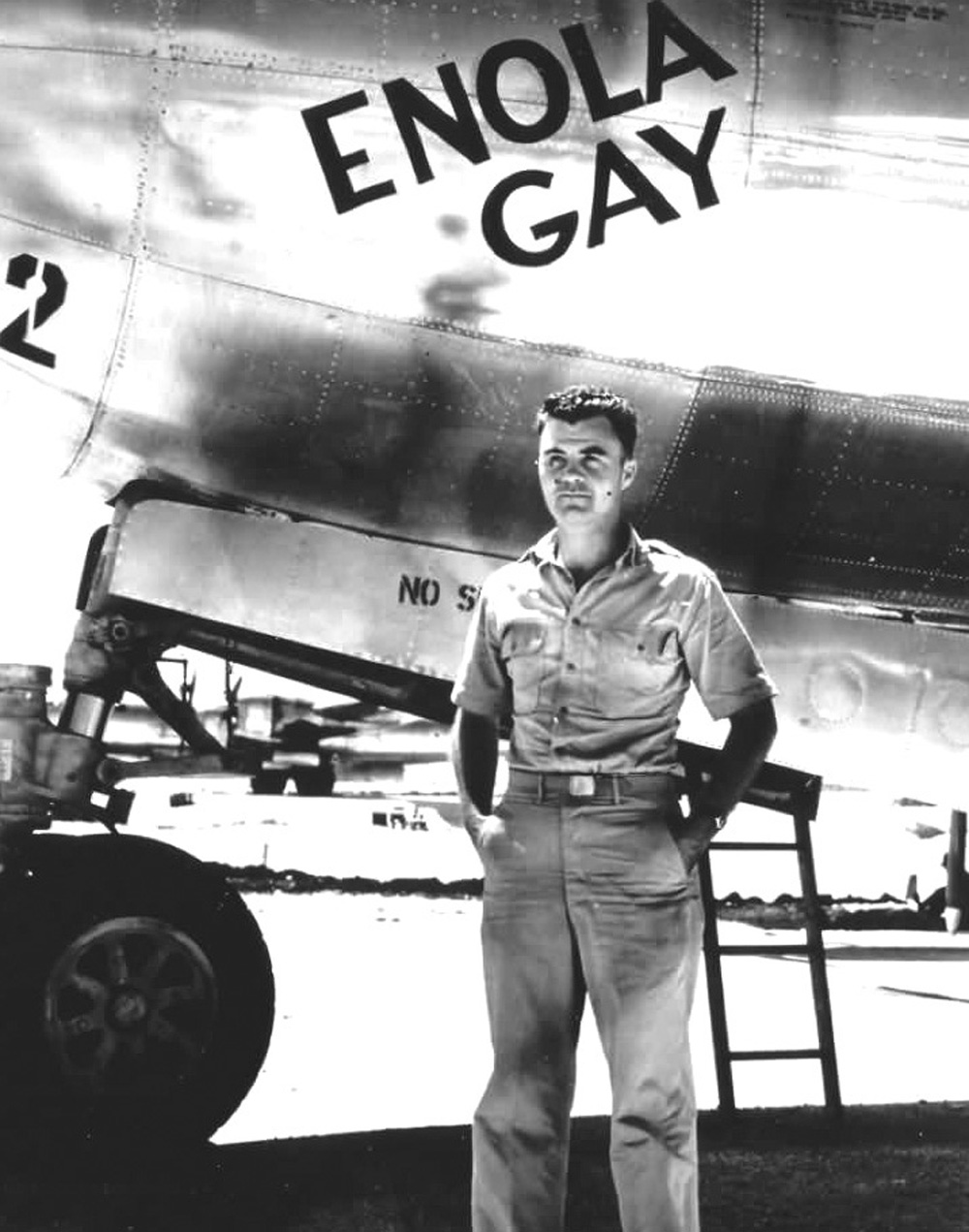 Paul Tibbets B 29 Enola Gay