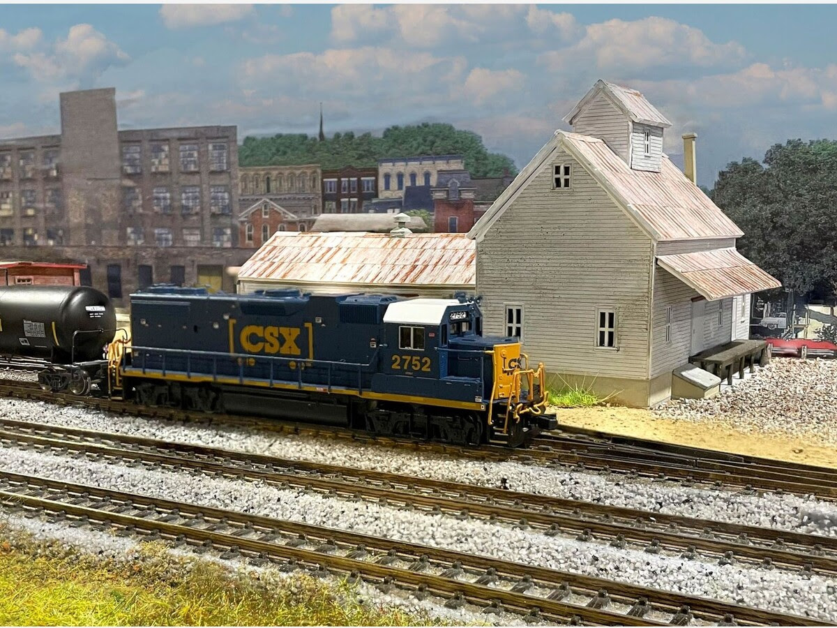 Planes and Trains Model Railroad Display Returns to Museum of Aviation for the Holidays 2